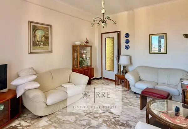 Appartamento via Borgo Coscia, Alassio