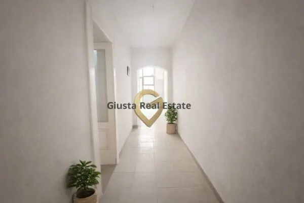 Casa Indipendente via Giacomo Leopardi 11, Squinzano