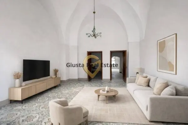 Casa Indipendente via Giacomo Leopardi 11, Squinzano