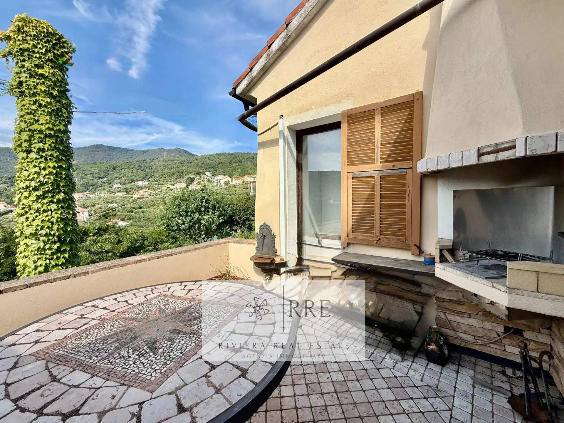 Immagine per Casa indipendente in vendita a Vado Ligure fraz. Segno 