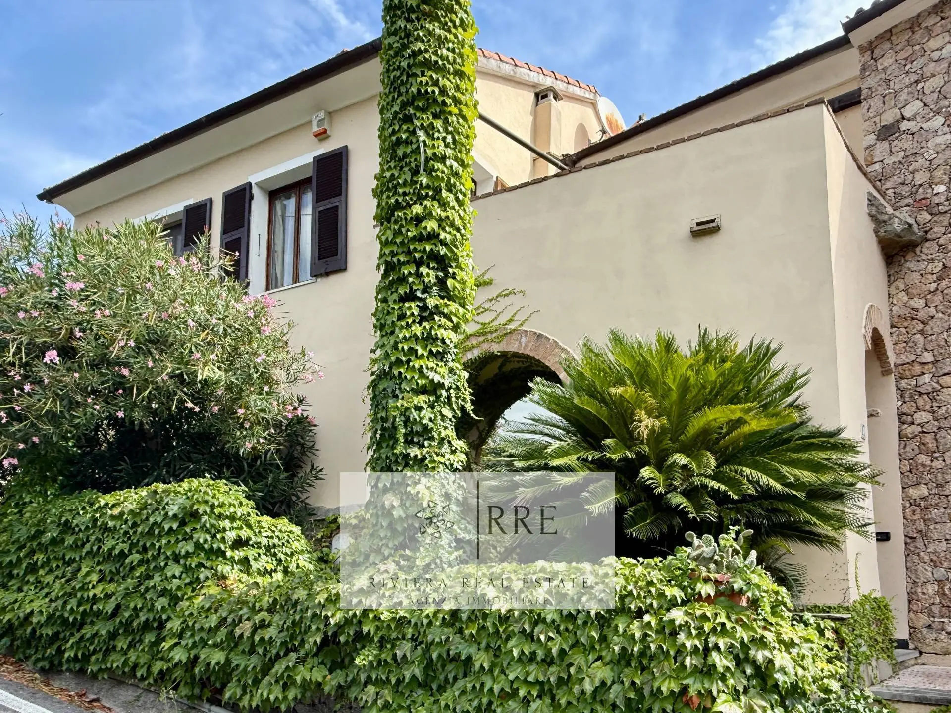 Immagine per Casa indipendente in vendita a Vado Ligure fraz. Segno 