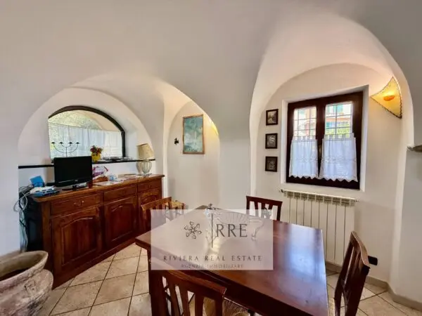 Immagine per Casa indipendente in vendita a Vado Ligure fraz. Segno 