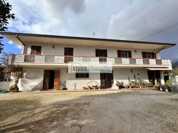 Rustico/Casale via Traversagna, Pietrasanta