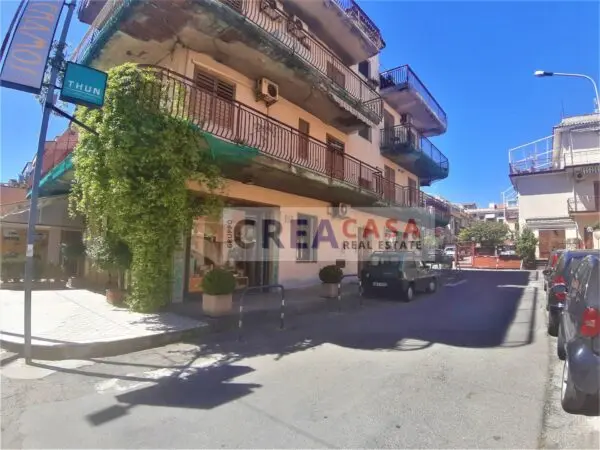 Appartamento via Laghini, Giardini-Naxos