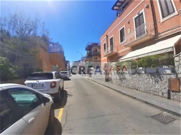 Appartamento via Laghini, Giardini-Naxos
