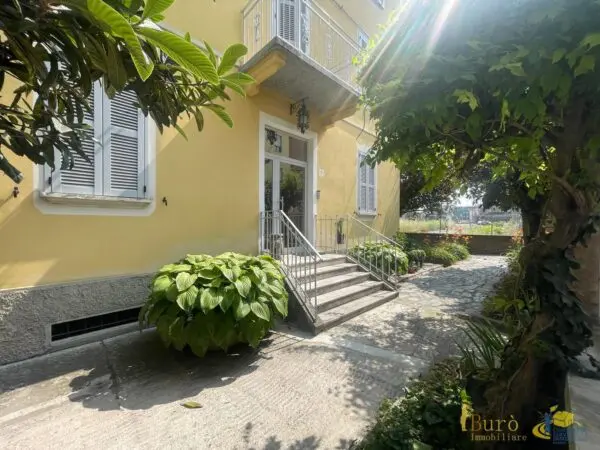 Terratetto strada Alessandria, Parma