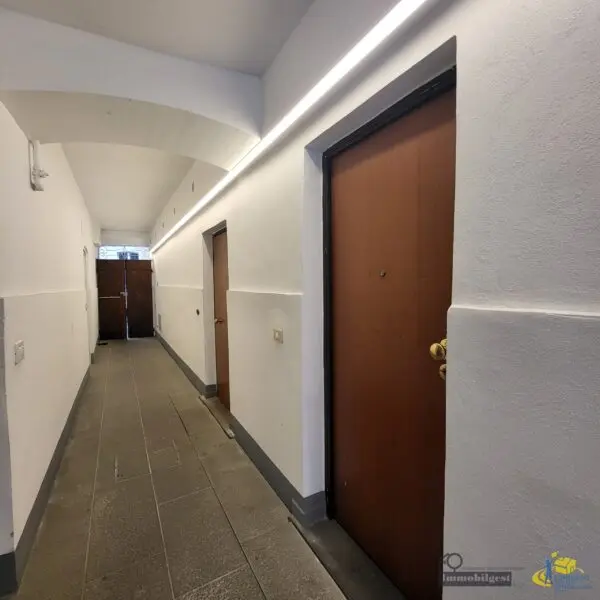 Monolocale via Borgo Della Posta 23, Centro Storico, Parma