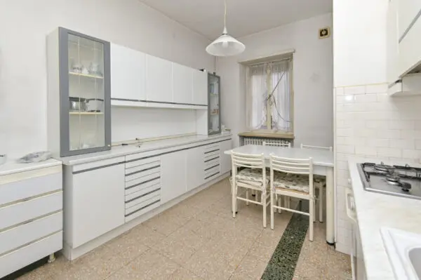 Quadrilocale via Rosta 1 bis, Torino