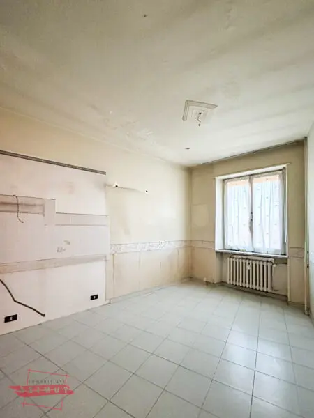 Bilocale piazza Generale Carlo Di Robilant 8, Torino