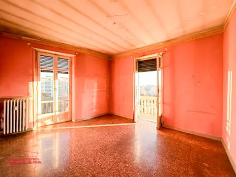 Bilocale piazza Generale Carlo Di Robilant 8, Torino