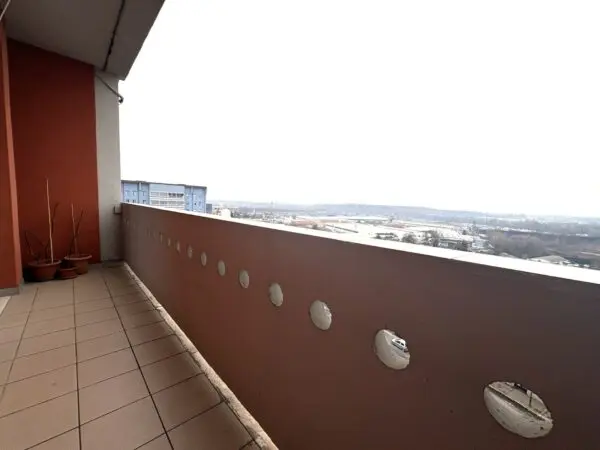 Quadrilocale via Reiss Romoli 71, Torino