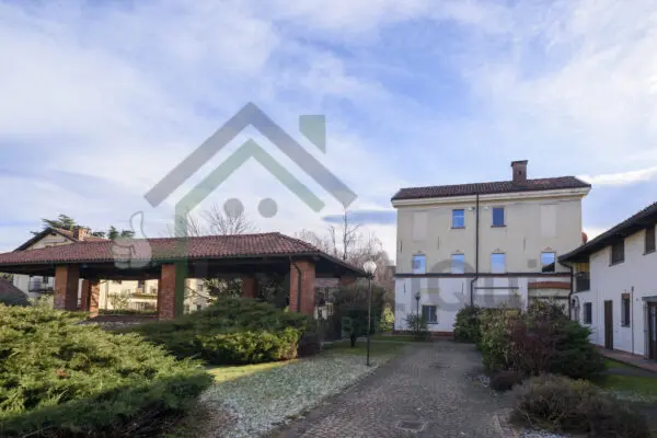 Bilocale strada San Giovanni 21, San Carlo Canavese