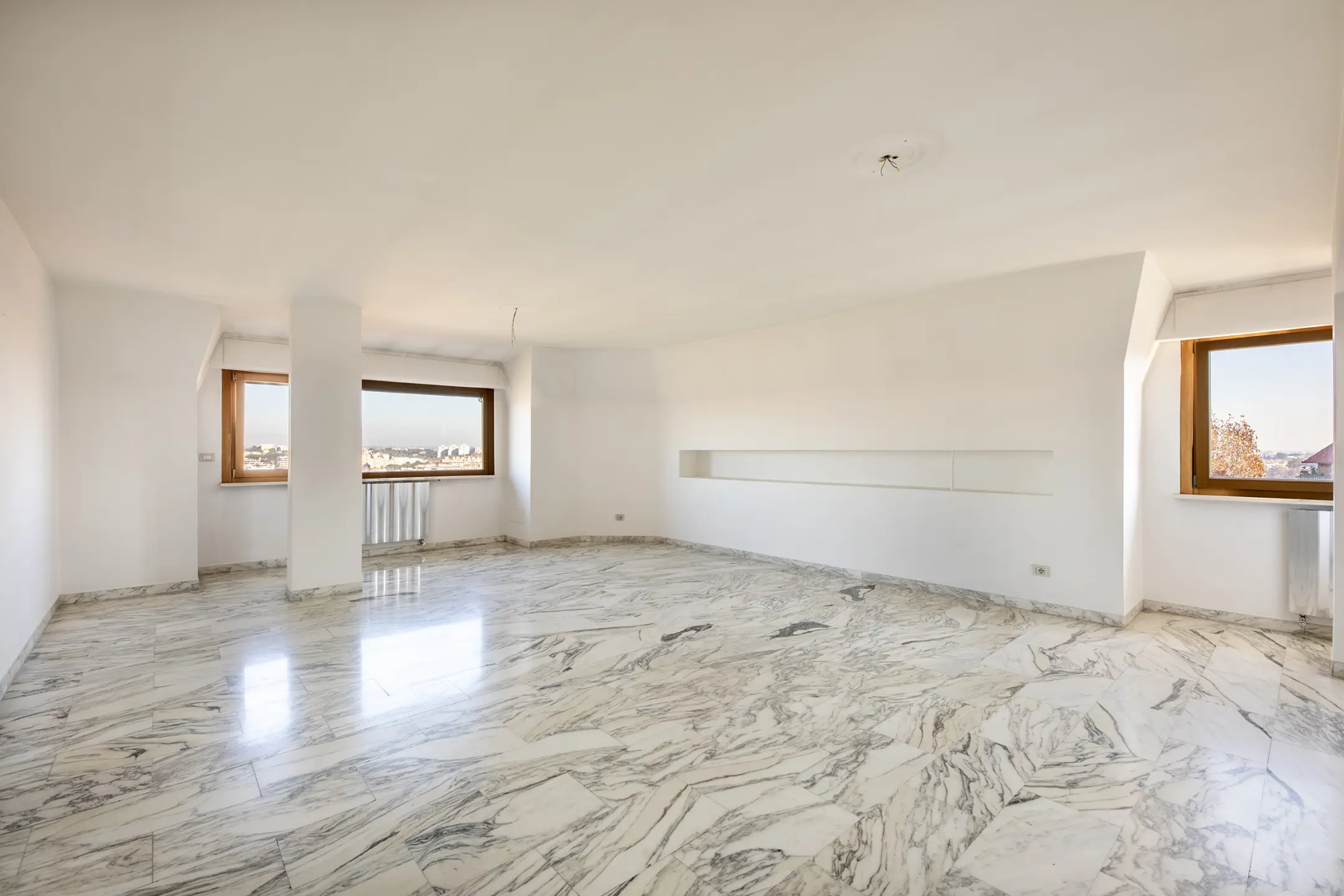 Immagine per Trilocale in vendita a Roma via Pietro Mascagni