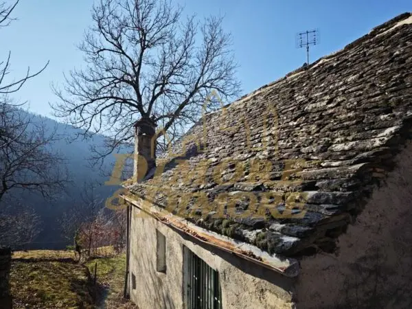 Rustico via Colonnello Giuseppe Garbagni 92, Craveggia