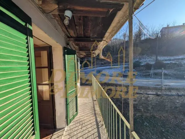 Villa via Beura, Beura-Cardezza