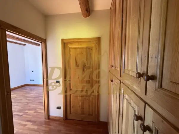 Villa via Vico 3, Caprezzo