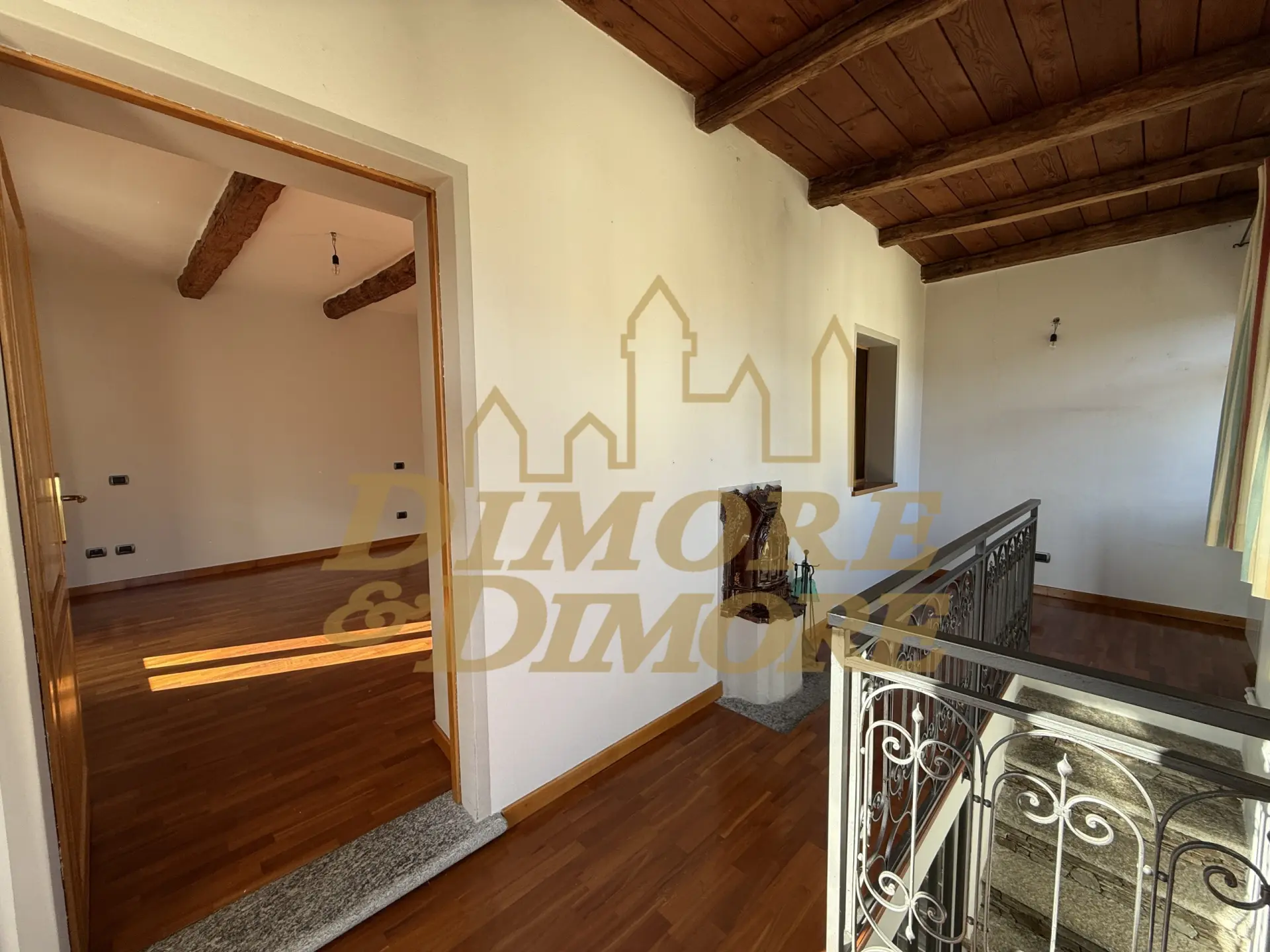 Immagine per Villa in vendita a Caprezzo via Vico 3