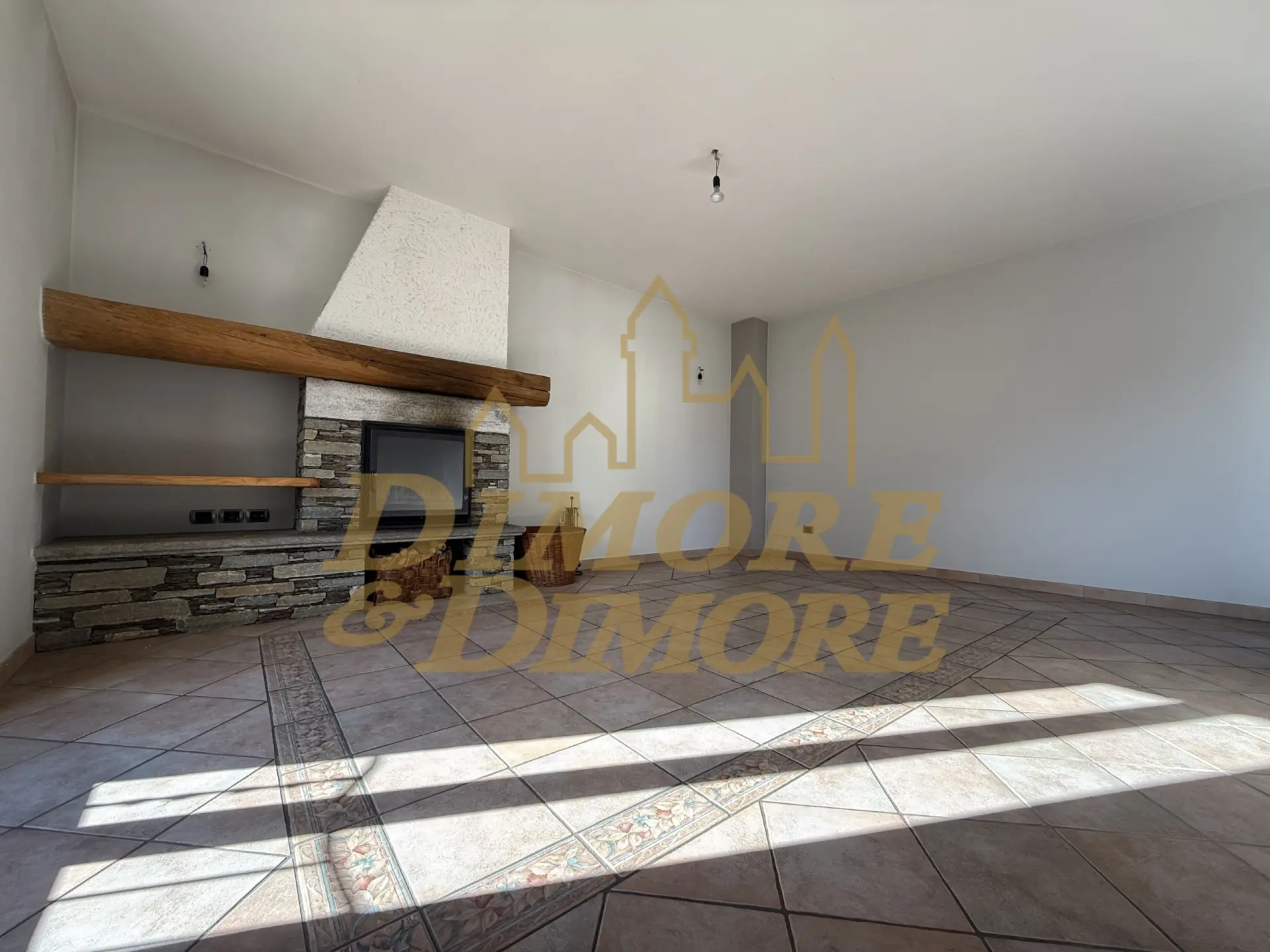 Immagine per Villa in vendita a Caprezzo via Vico 3