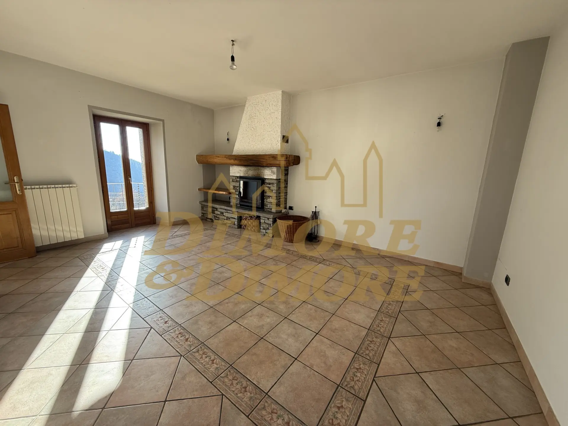 Immagine per Villa in vendita a Caprezzo via Vico 3