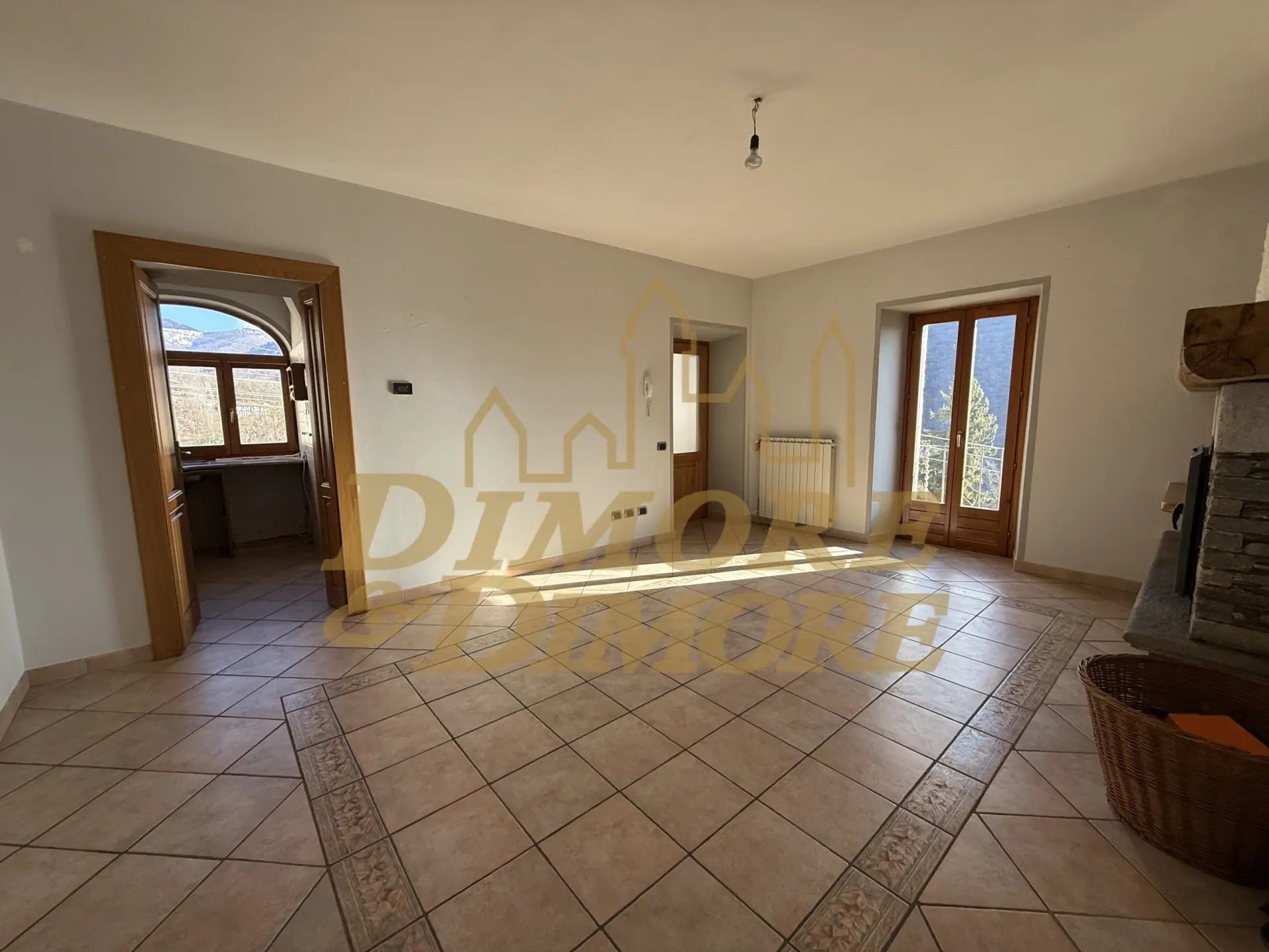 Immagine per Villa in vendita a Caprezzo via Vico 3