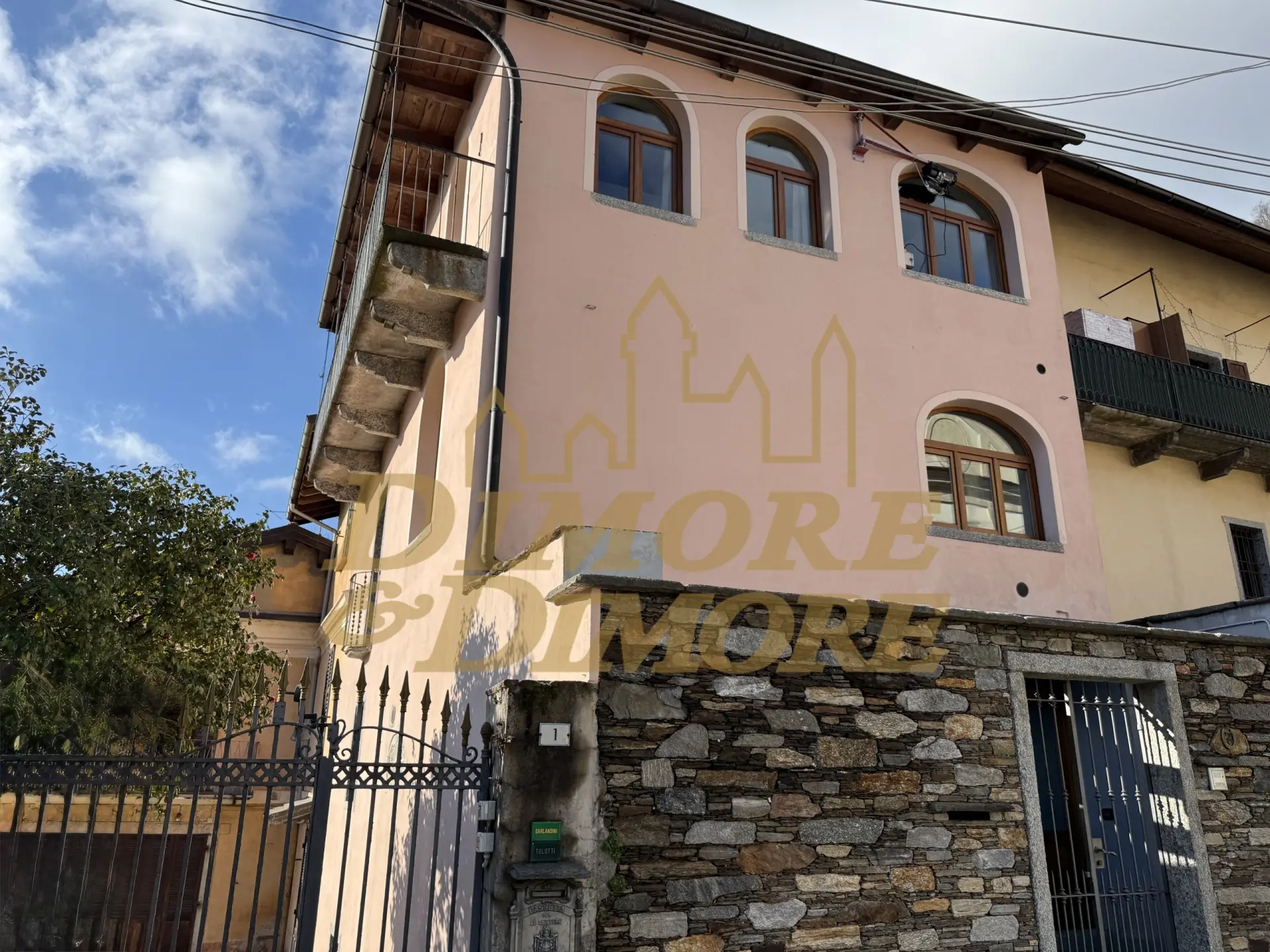 Immagine per Villa in vendita a Caprezzo via Vico 3