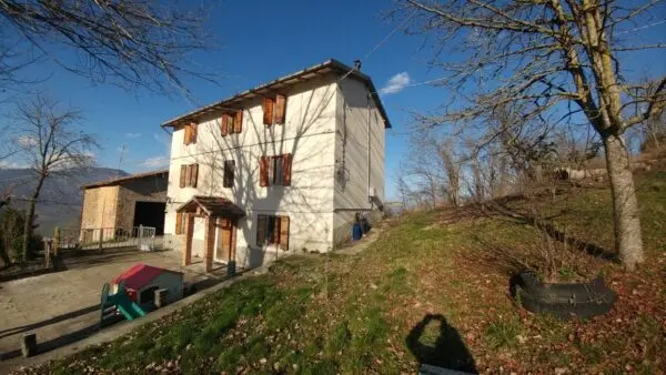 Villa Trifamiliare via Tezza 1586, Zocca