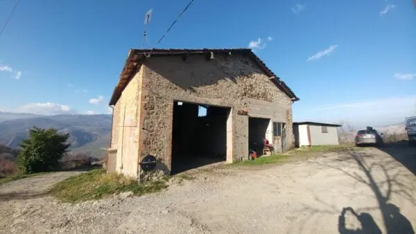Villa Trifamiliare via Tezza 1586, Zocca