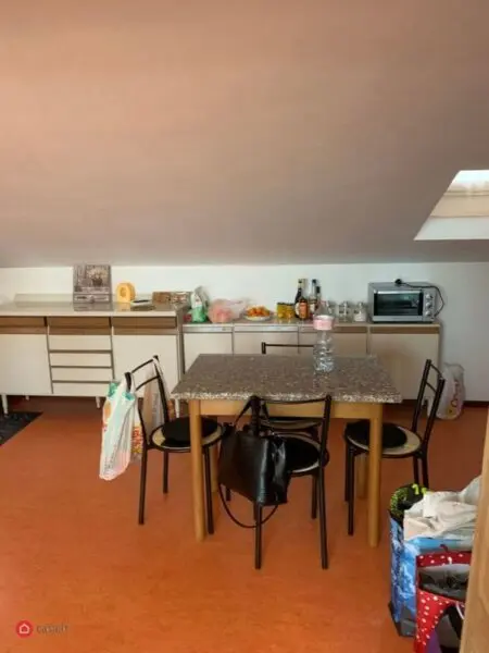Bilocale via Tiziano, Ancona