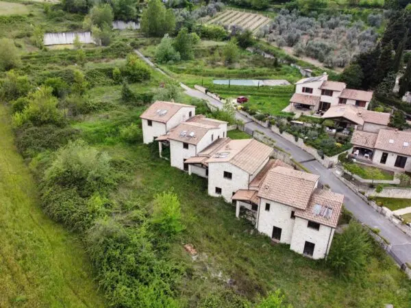 Villa A Schiera via Sismano, Avigliano Umbro