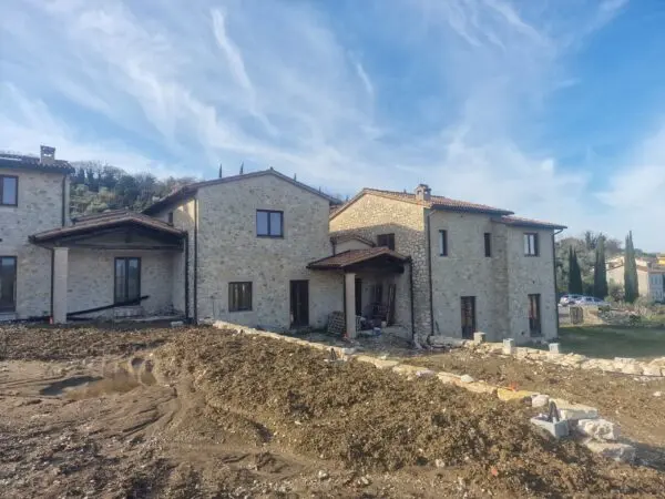 Villa A Schiera via Sismano, Avigliano Umbro