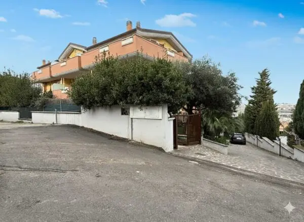 Casa Indipendente 14, Pescara