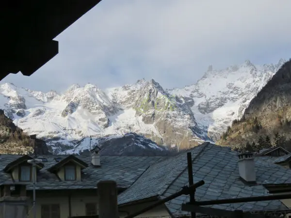Quadrilocale via Passaggio Truchet 2b, Courmayeur
