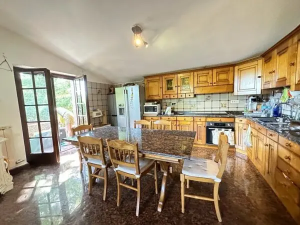 Villa via Pianaccia, Fosdinovo
