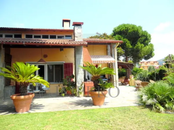 Villa via Tamagna 1, Ventimiglia