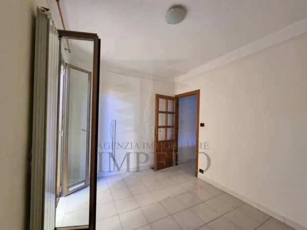 Trilocale via Aprosio 3, Ventimiglia