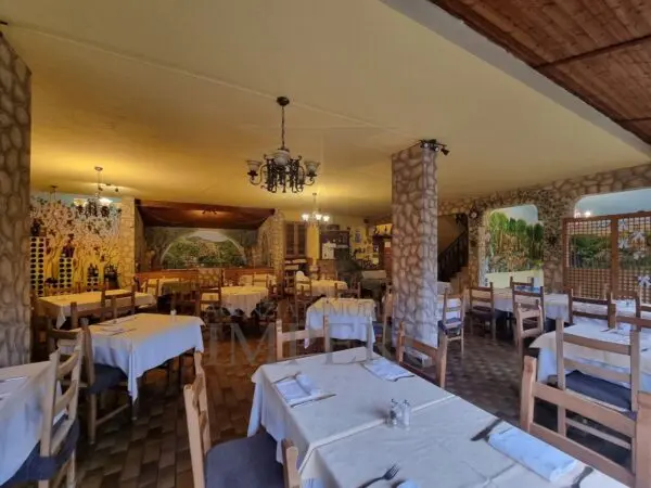 Albergo strada San Pietro 1, Apricale