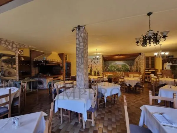 Albergo strada San Pietro 1, Apricale