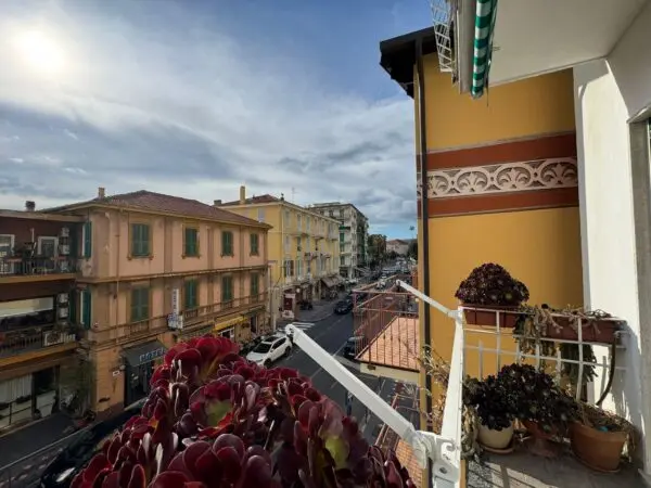 Quadrilocale corso Cavallotti 209, Sanremo