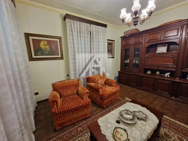Villa via Vittorio Bachelet, Sant'Angelo In Campo, Lucca