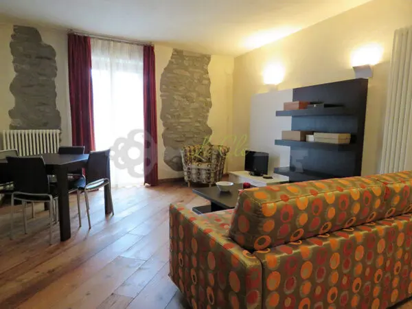 Bilocale via Roma 73, Courmayeur