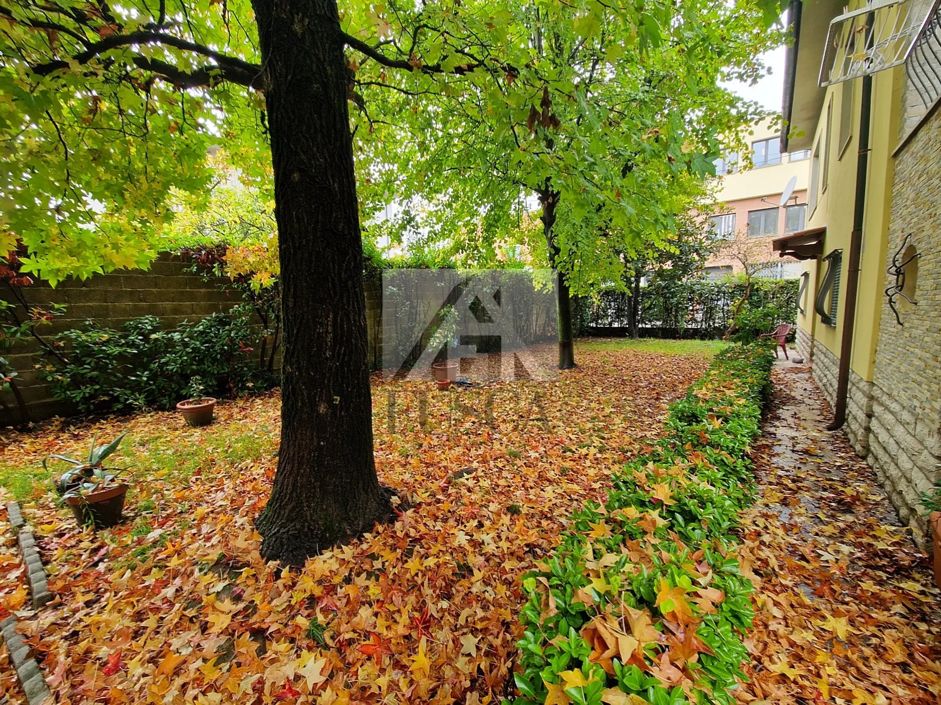 Immagine per Villa in vendita a Lucca viale Alcide De Gasperi 37