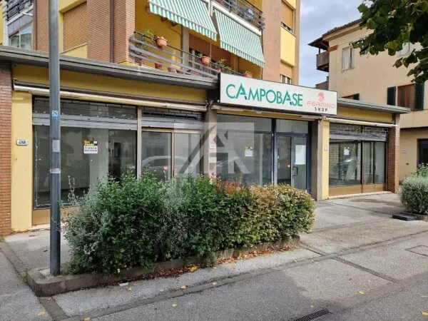 Capannone Sant'Anna, Lucca