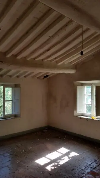 Rustico via Bocconi, Carignano, Lucca