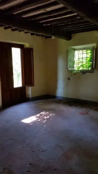 Rustico via Bocconi, Carignano, Lucca