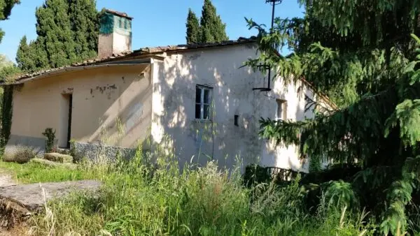 Rustico via Bocconi, Carignano, Lucca