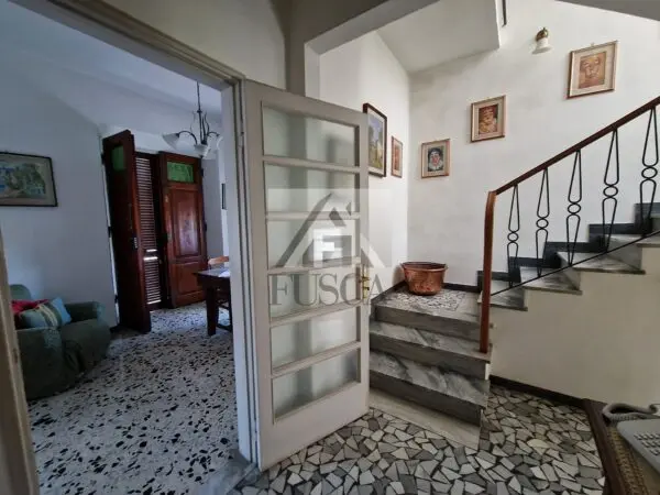Villa Bifamiliare viale Lazzaro Papi, Sant'Anna, Lucca