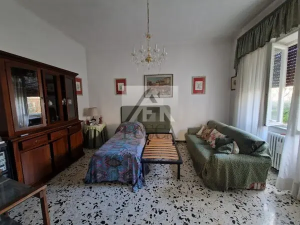 Villa Bifamiliare viale Lazzaro Papi, Sant'Anna, Lucca