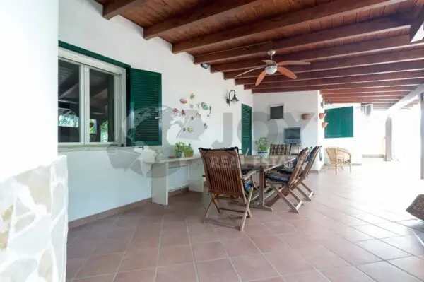 Villa via Tramonti, Nardò