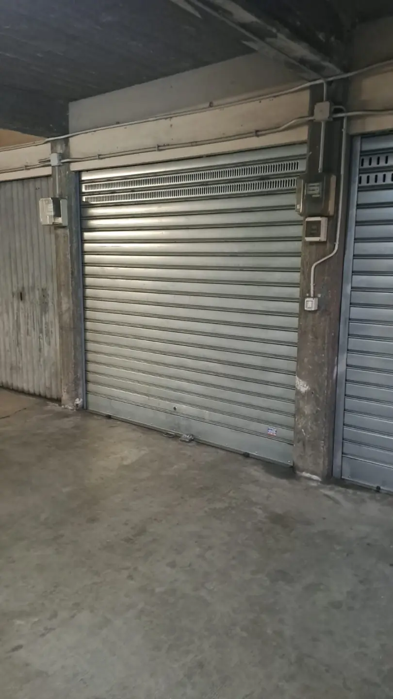 Immagine per Box in vendita a Torino via Buriasco
