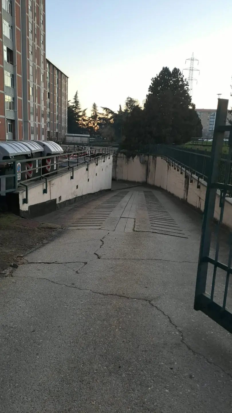 Immagine per Box in vendita a Torino via Buriasco